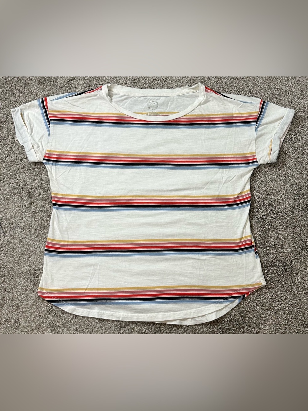 Maurice’s White Multi Striped Short Sleeve Tshirt Size Large